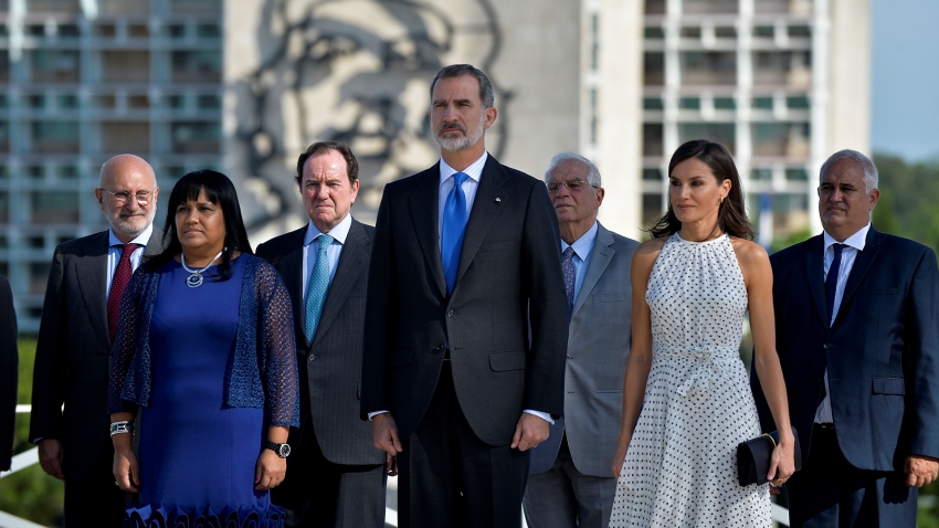 Editorial: La dictadura cubana parasita a España - 14/11/19